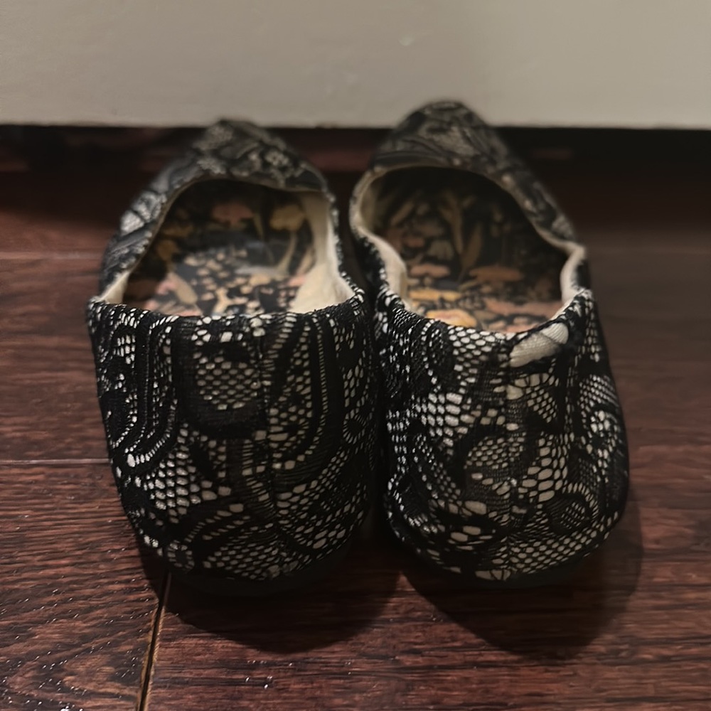Lace Ballet Flat - Picture 3 of 4